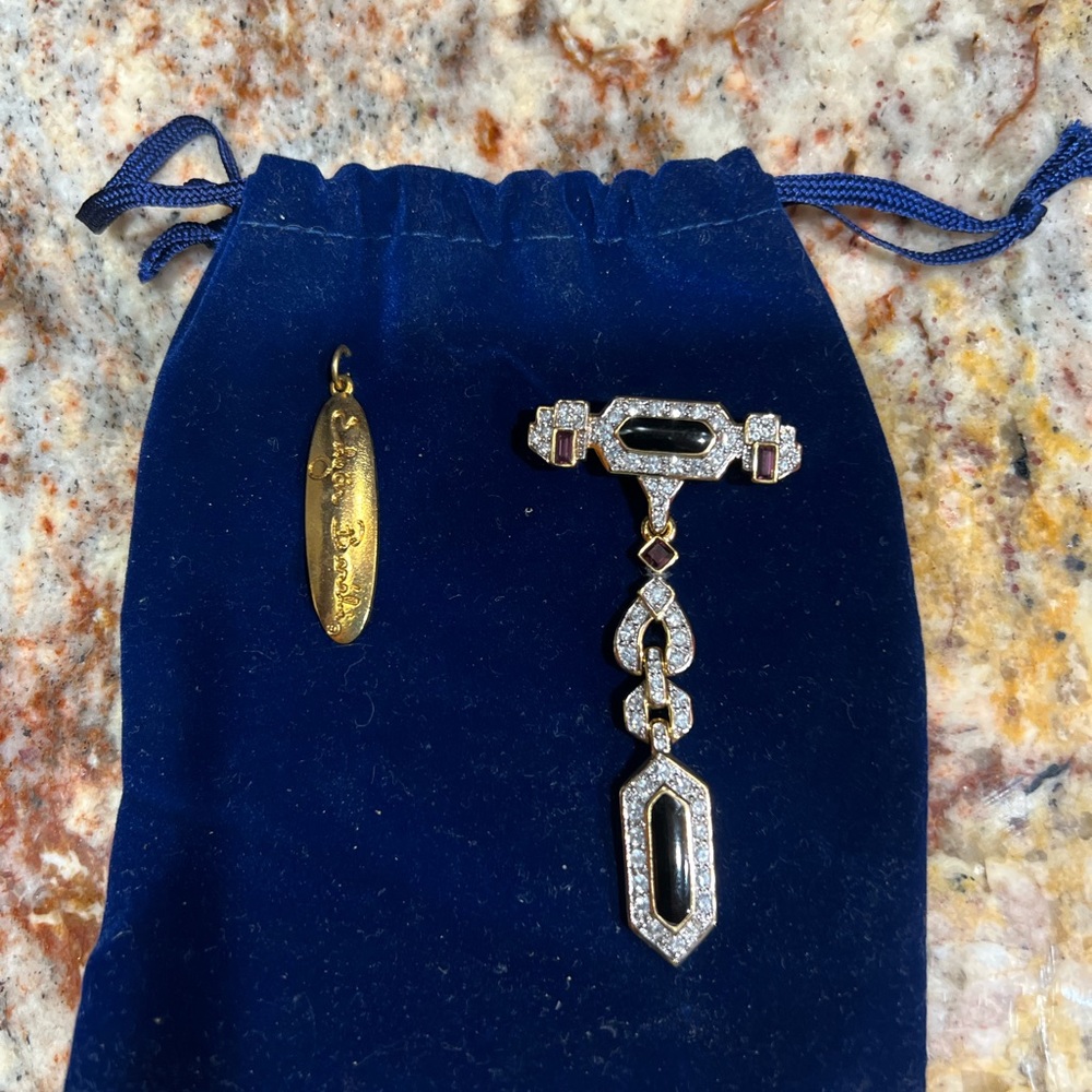 Edgar Berebi Vintage Deco Brooch